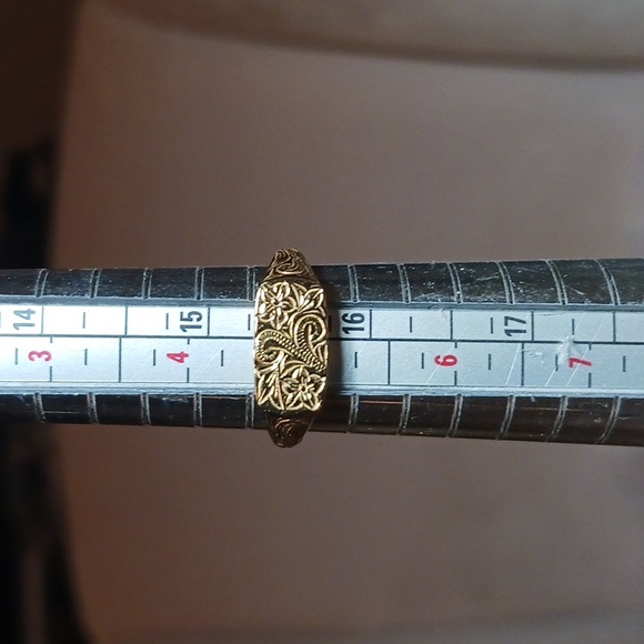 Hey Harper Daphne Gold Tone Ring Size 5 - Picture 7 of 7